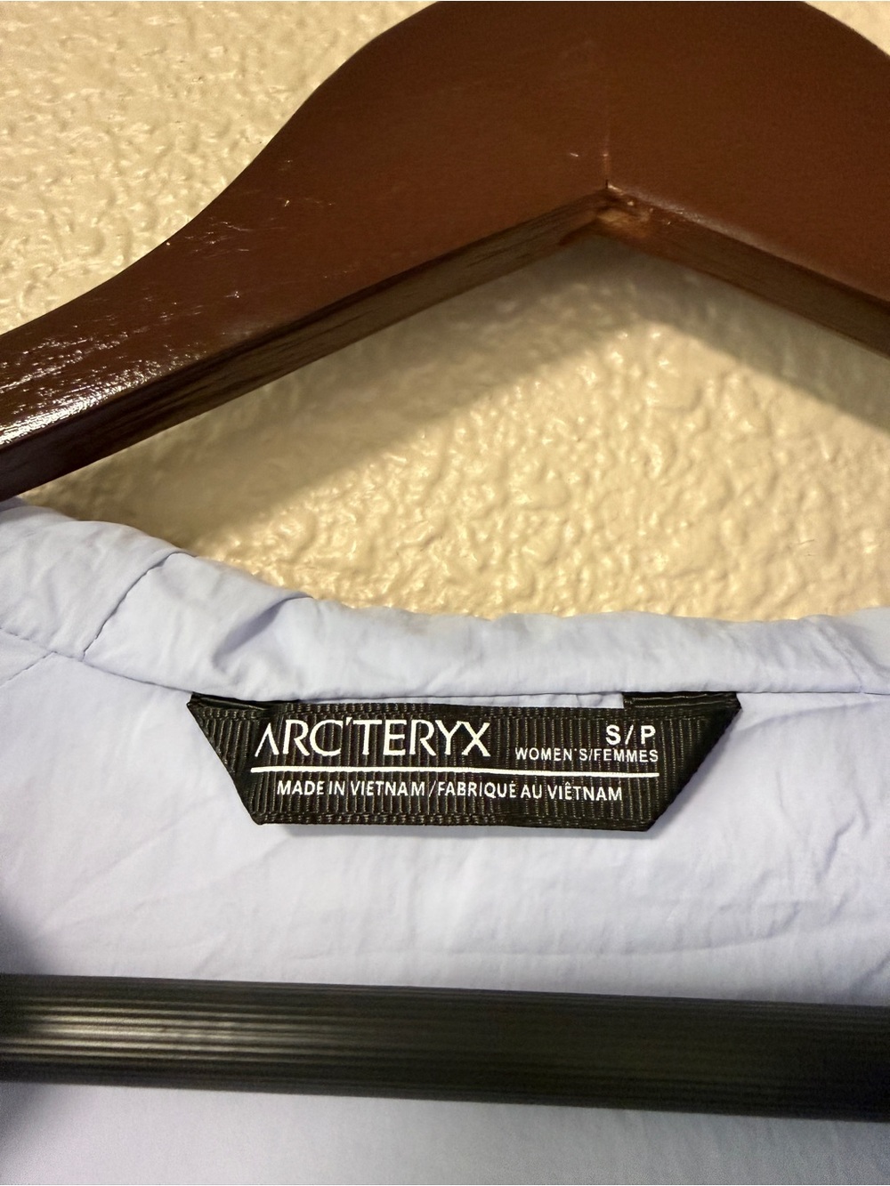 NWT Arc'teryx Kadin Hoody Gore-Tex Infinium Softshell Jacket Blue S Outdoor - Picture 15 of 16